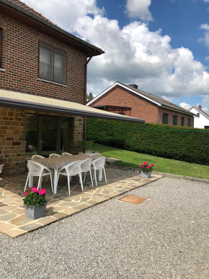 Au Refuge Du Speleo Bed & Breakfast Hotton Bagian luar foto