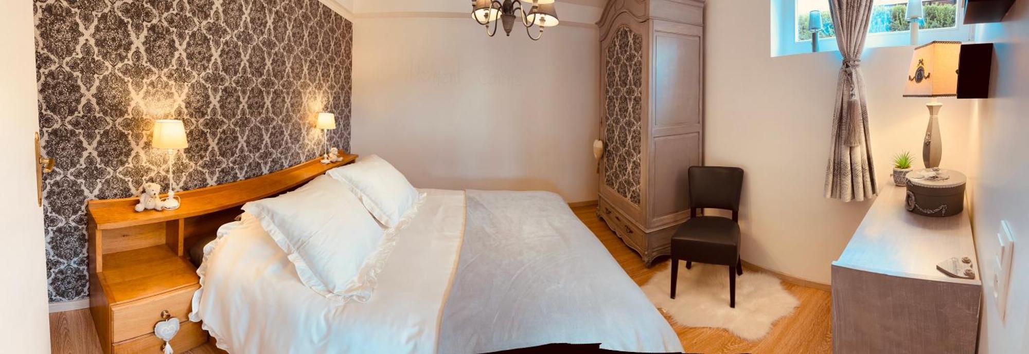 Au Refuge Du Speleo Bed & Breakfast Hotton Bagian luar foto
